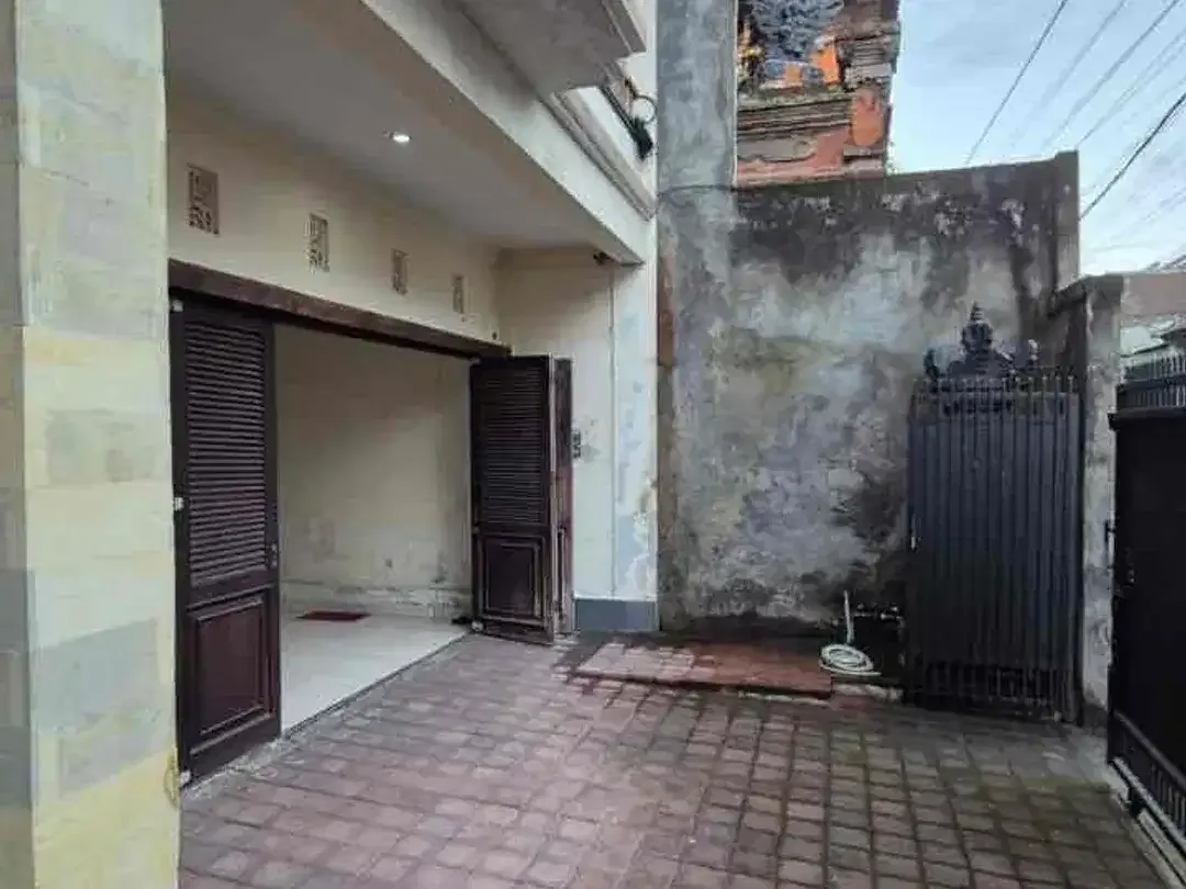 SALE Rumah 2 Lantai 4 Kamar Tidur Dalung Permai - Image 8 of 9