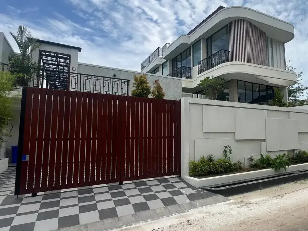DIJUAL VILLA HOOK CANTIK UNGASAN PECATU BALI - Image 1 of 4