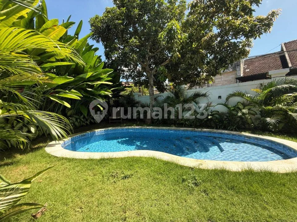 Brand New Villa 2 Bedrooms Villa Furnished In Mumbul Nusa Dua - Image 3 of 4