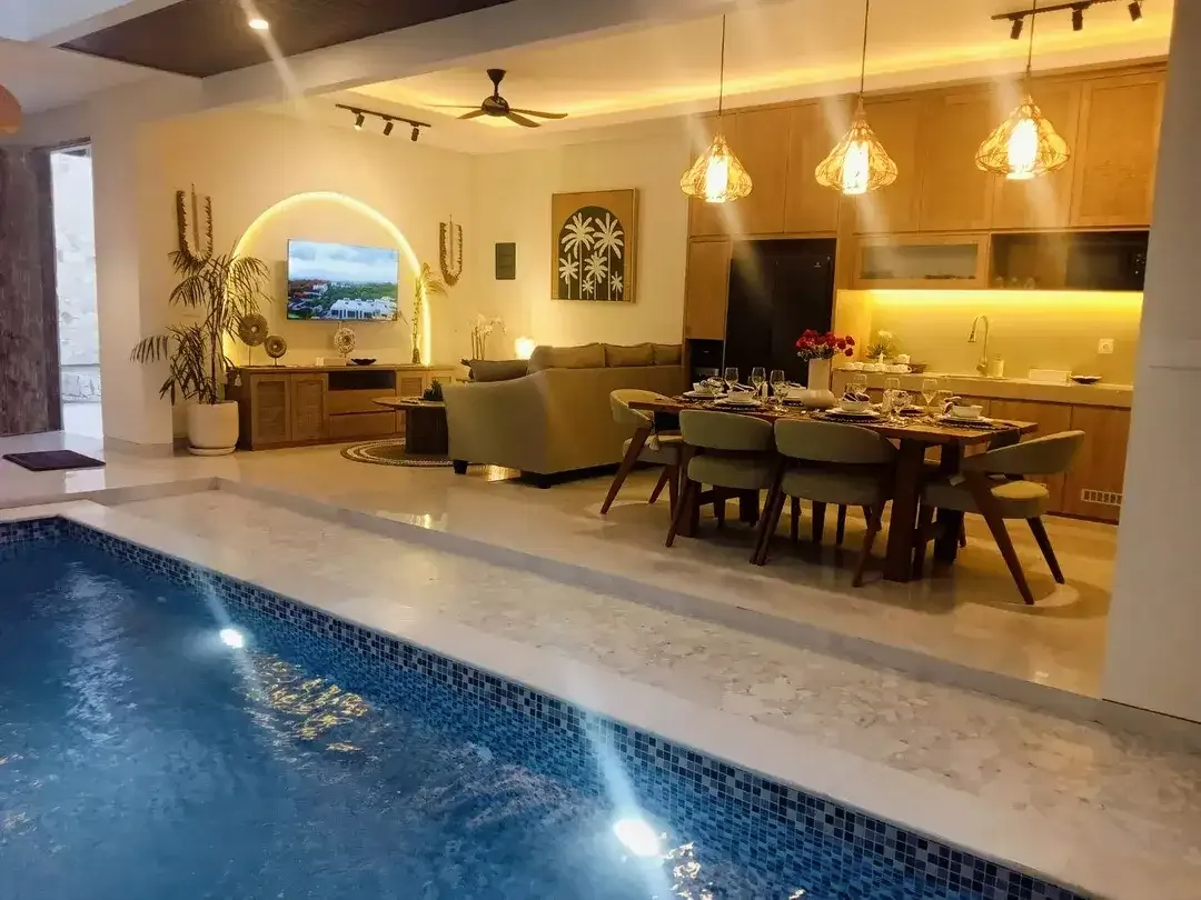 Villa Mewah Kampial Hill Pool dan Ocean View - Image 1 of 10