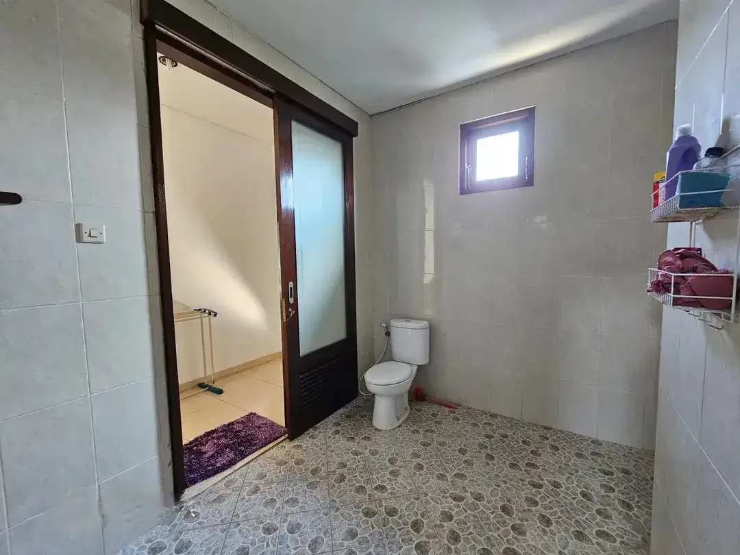 Dijual Rumah Furnished di Taman Giri Jimbaran - Image 7 of 10