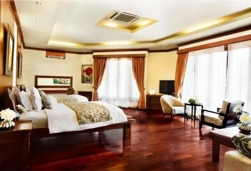 MAGNIFICENT 3 BEDROOMS VILLA DIKOTA DENPASAR - Image 9 of 10