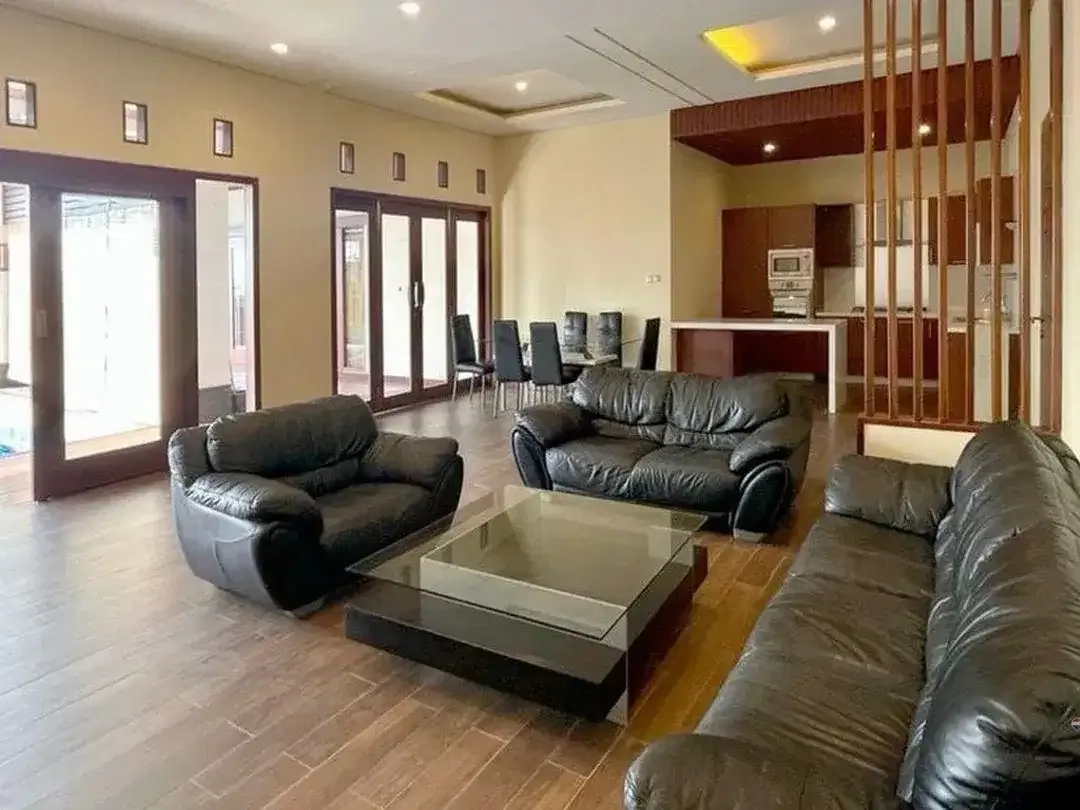 Villa Mewah dengan Pemandangan Laut Dijual di Ungasan Area - Image 6 of 10