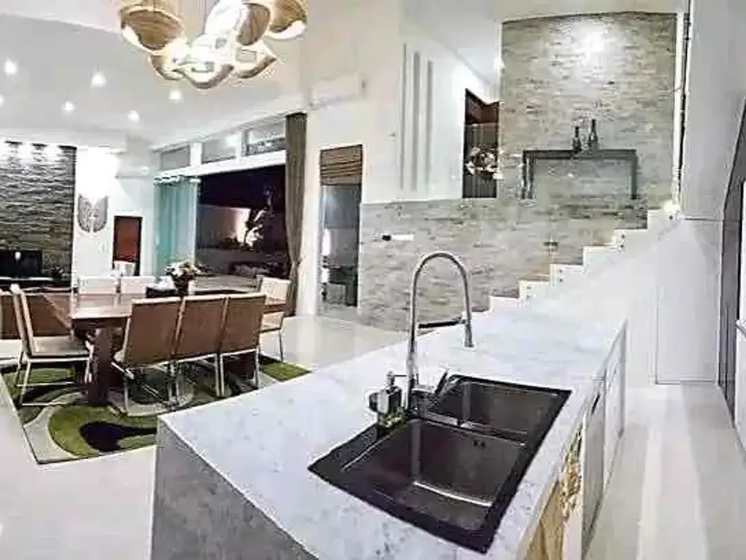 Multi-Level Modern Tropical Luxury Villa  | For Sale or Monthly Rental - Image 4 of 9