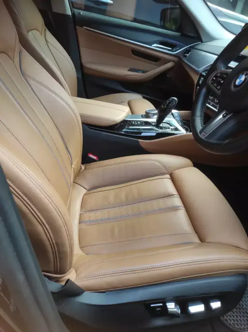BMW 530i opulence 2.0 AT turbo 2023 - Image 5 of 10
