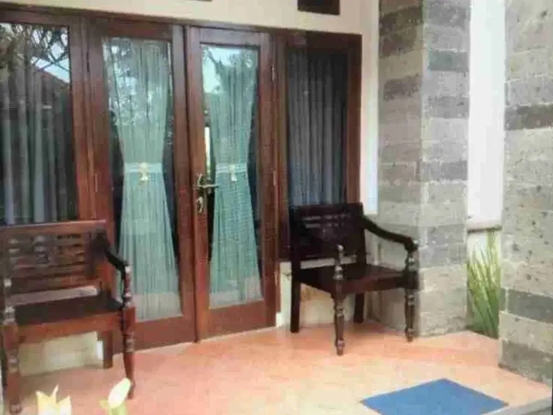 Di jual rumah lantai II di perumahan Wisma Nusa Permai Benoa kampial Kuta Selatan Badung Bali - Image 2 of 10