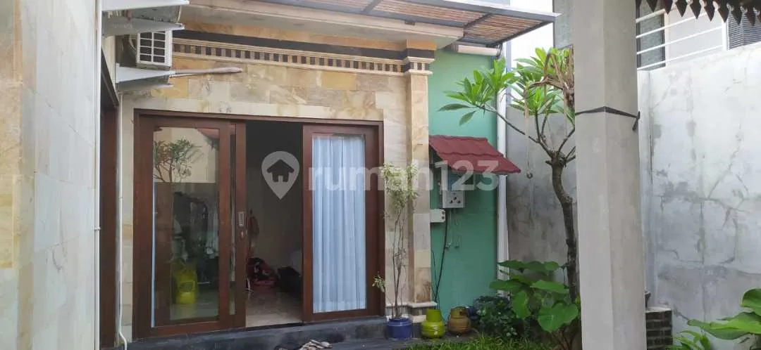 Rumah Furniture Dan Nyaman Di Taman Griya Jimbaran - Image 2 of 4