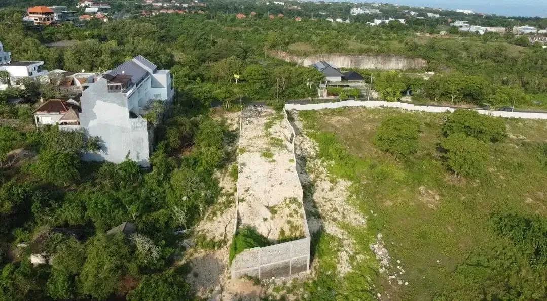 Land for Sale: 10 Are Plot in Ungasan - Image 1 of 4