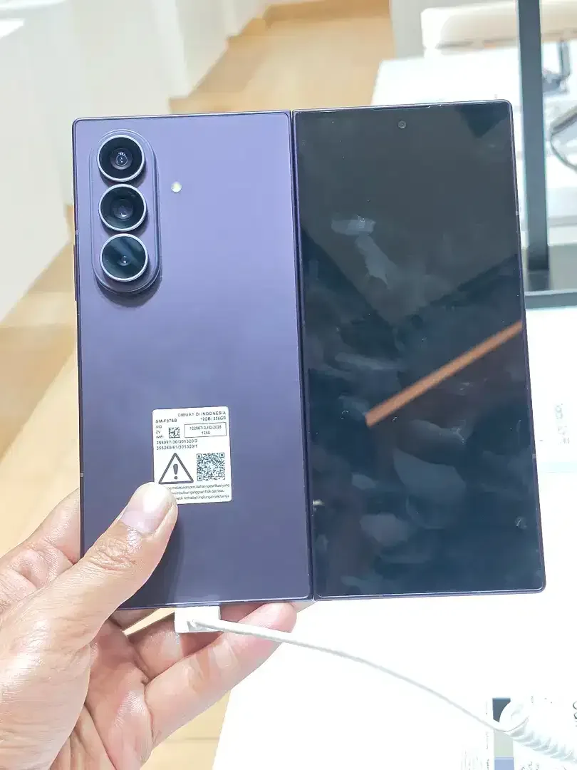 MAU SAMSUNG Z FOLD 8 ULTRA TAPI BUDGET PASAN? TENANG ADA HOME CREDIT - Image 1 of 1