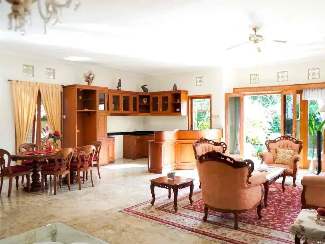 For Sale
Villa luxury garden luas semer kerobokan badung bali - Image 9 of 10