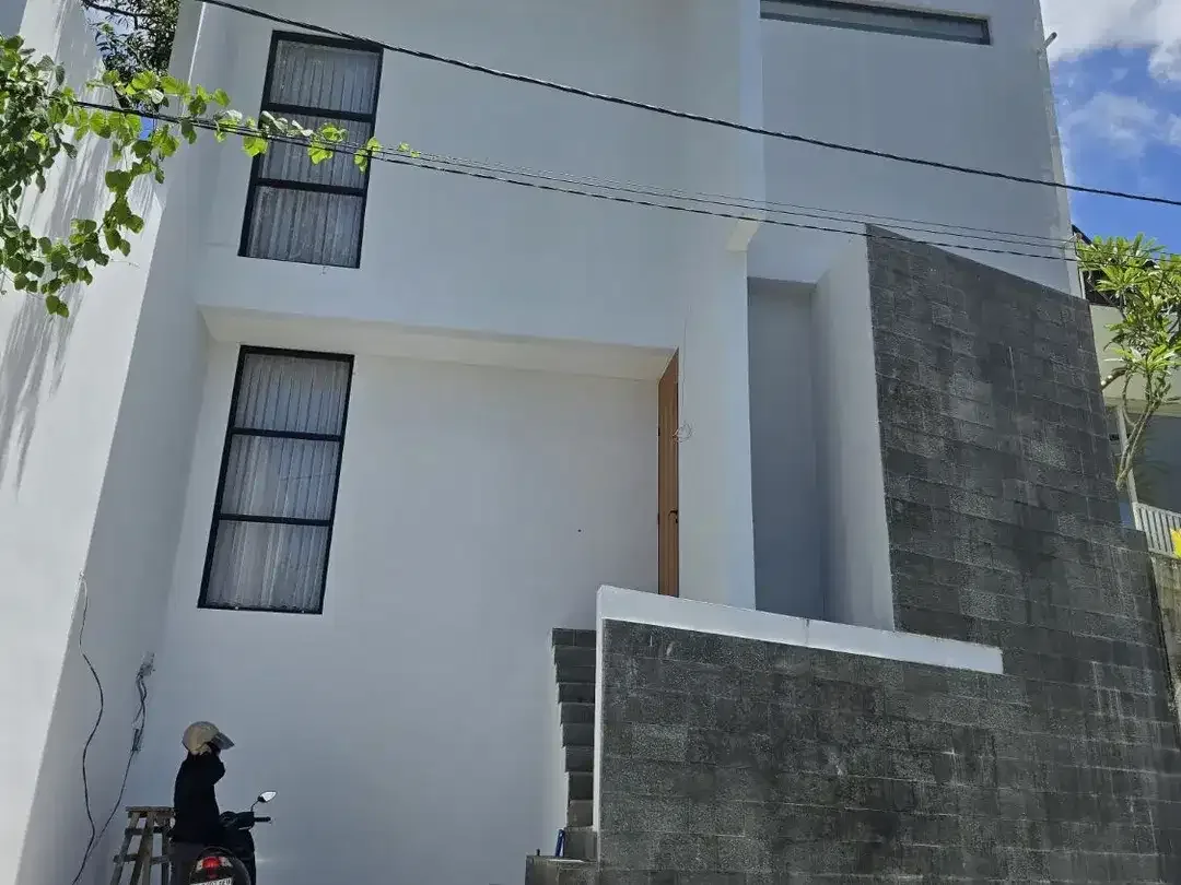 DI JUAL VILLA AREA NUSA DUA BALI DEKAT PINTU TOL - Image 1 of 10