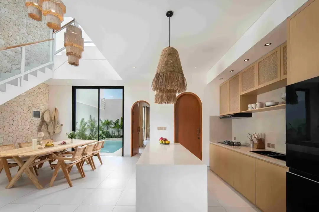 Dijual & Disewakan Villa Mewah 3 Kamar Tidur Dekat Pantai Balangan - Image 3 of 10