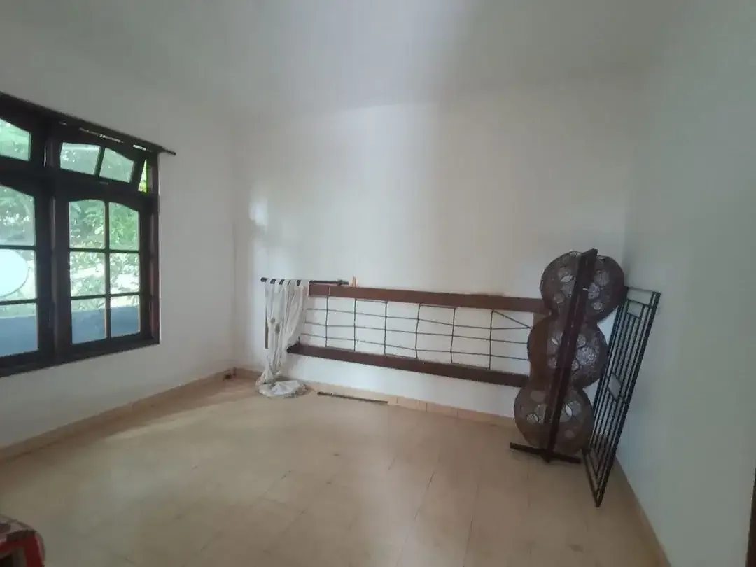 Rumah 5 Kamar tidur  di area Taman Giri, Jimbaran - Image 3 of 10