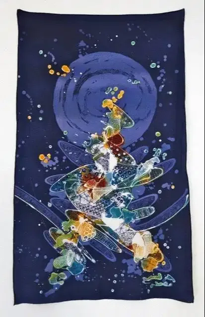 Lukisan Batik Abstrak - Image 1 of 1