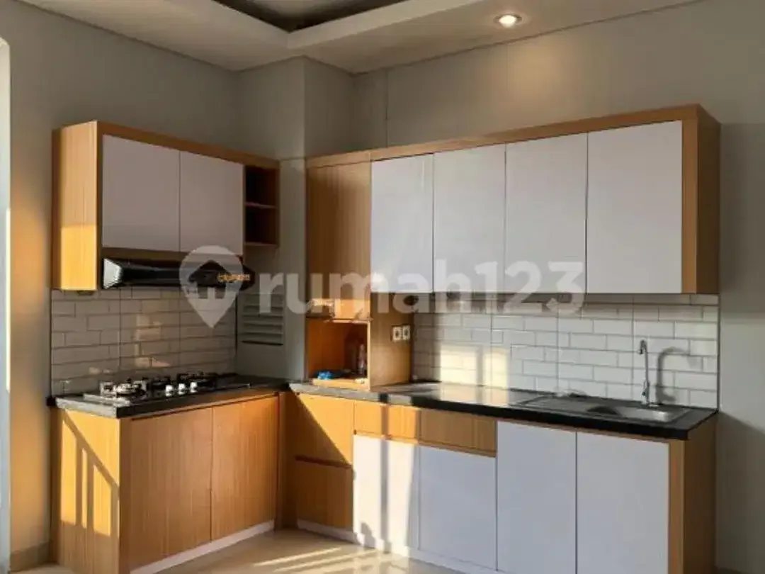 Dijual Villa Mewah Semi Furnished di Nusa Dua Bali - Image 9 of 10