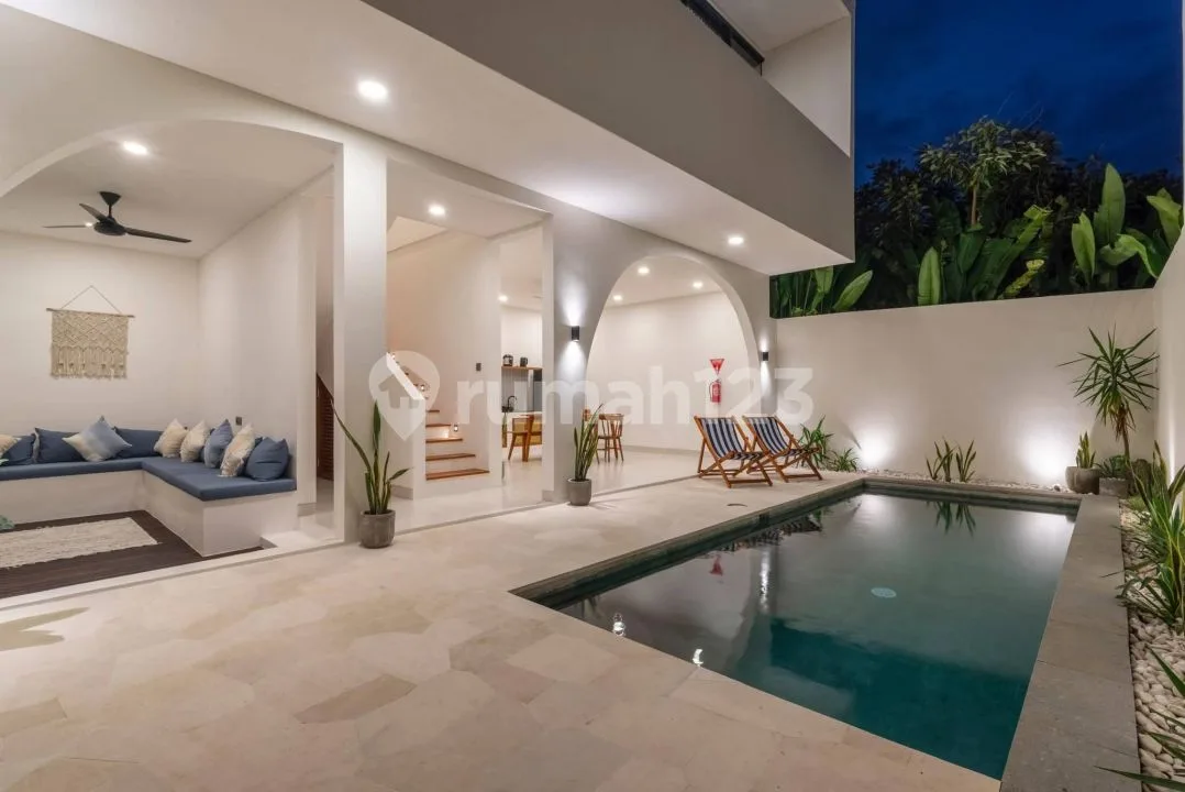 Villa Baru Modern Ready Unit Selangkah ke Pantai Berawa - Image 1 of 4