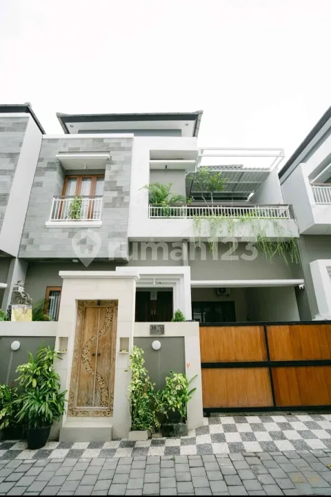 Rumah Mewah 2 Lantai Dekat Pelabuhan Sanur dan Rs International - Image 2 of 4