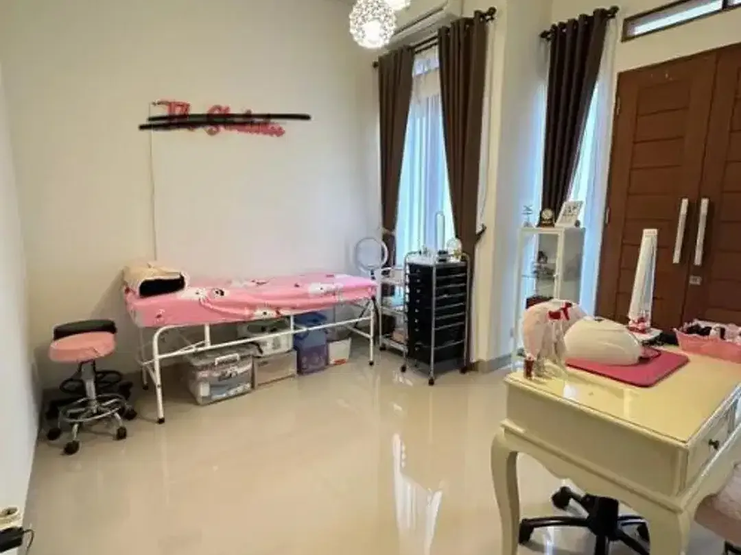 DIJUAL RUMAH 2 LANTAI FULLY FURNISHED – TUKAD BALIAN, RENON, DENPASAR SELATAN ( IR ) - Image 10 of 10