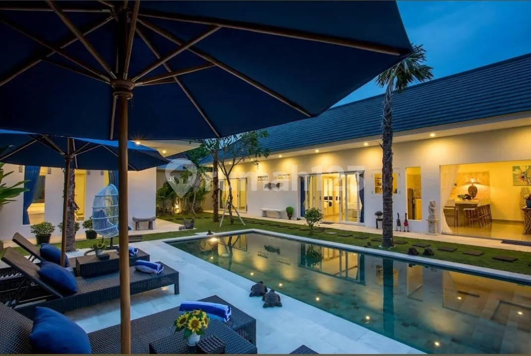 Leasehold 15 Years - 3 Bedrooms Villa Seminyak - Image 2 of 4