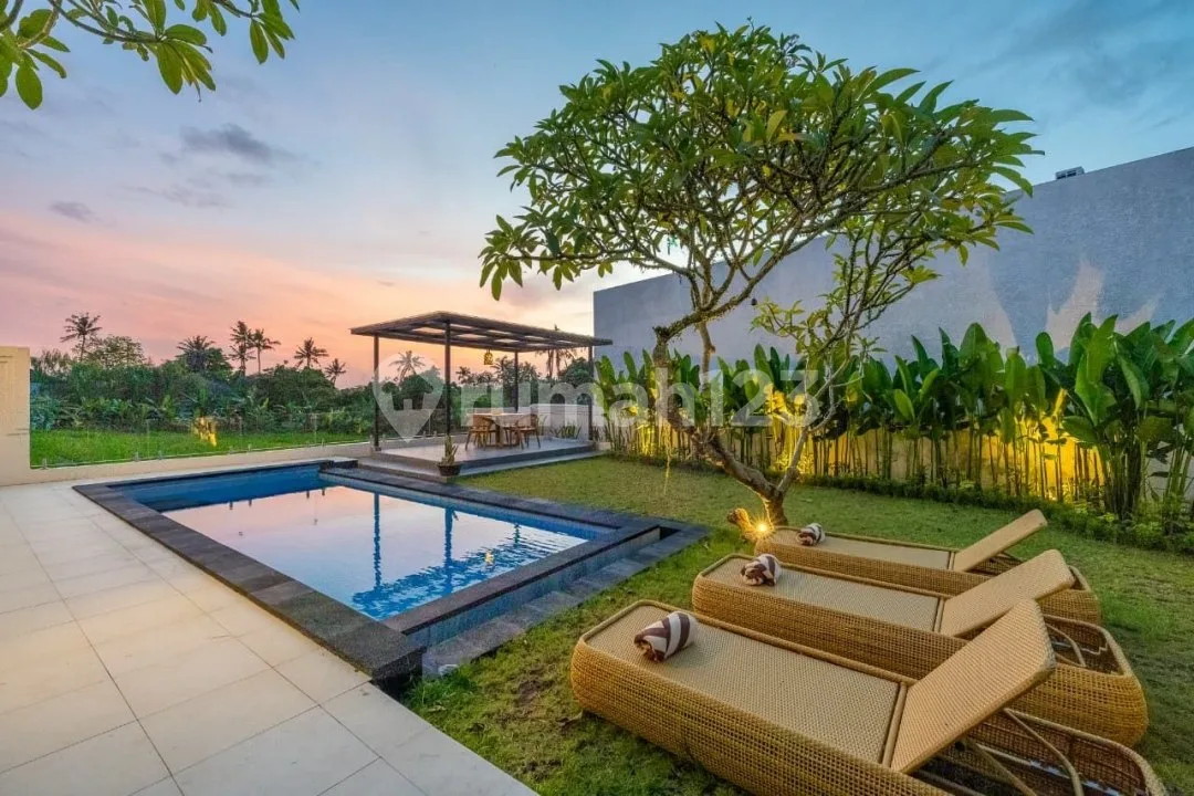 Modern Villa Tumbak Bayuh 3Bedrooms 303M2 Pererenan - Image 3 of 4