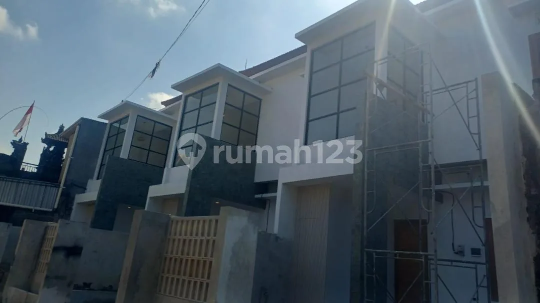 Rumah Brand New Lantai 2 Area Denpasar Barat - Image 1 of 4