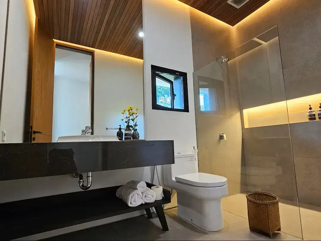 For Sale Luxury Villa in Buwit, Tabanan - Bali - Image 4 of 10