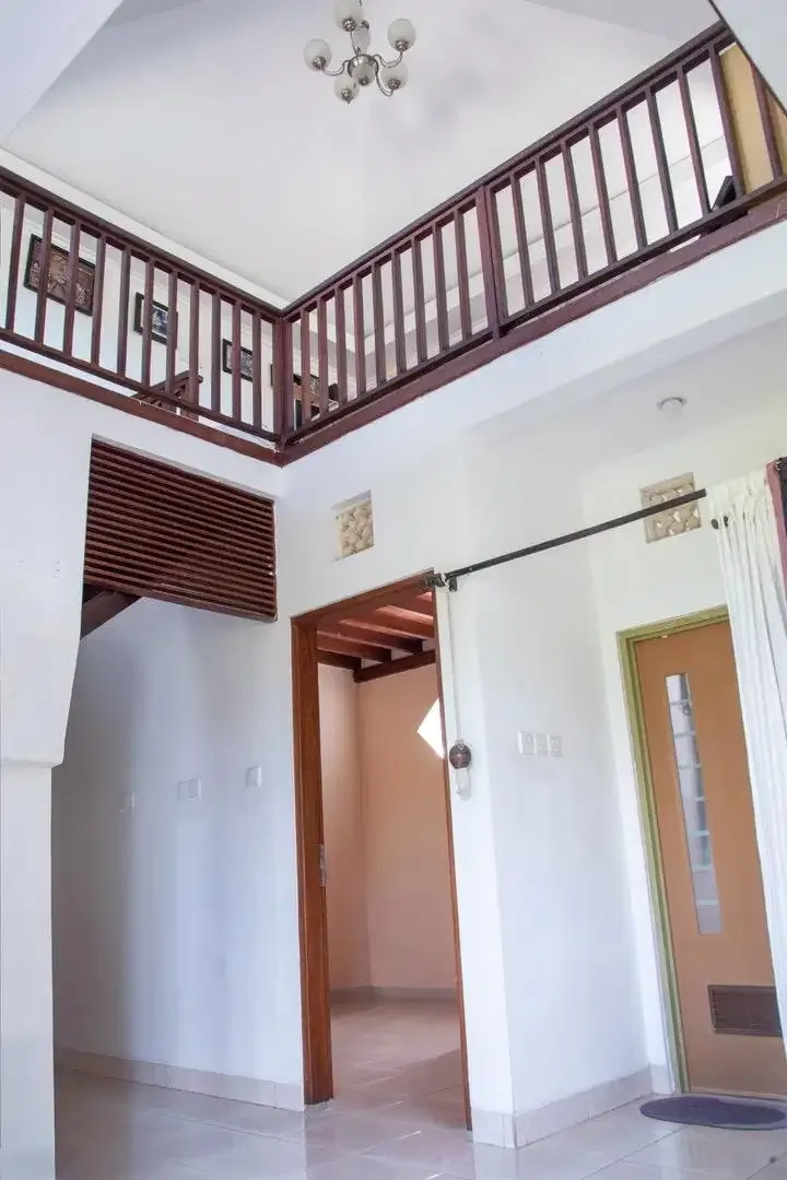 DISEWAKAN: Rumah Kerobokan Full Furnished - Image 9 of 9