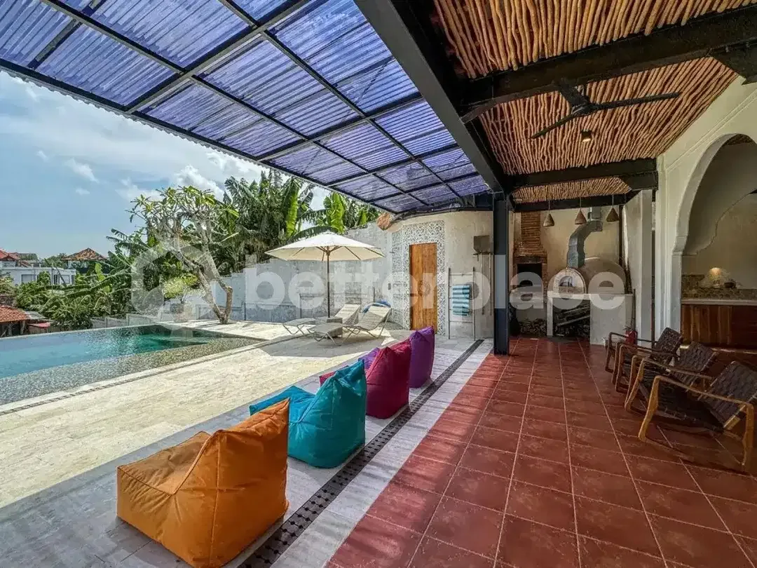 Grand Seven-Bedroom Villa Sanctuary Between Umalas and Canggu Offering Exceptional Space and Investment Value - Image 4 of 10