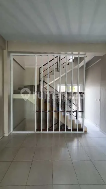 Ruko 3 Lantai di Area Bypass Sanur - Image 2 of 4