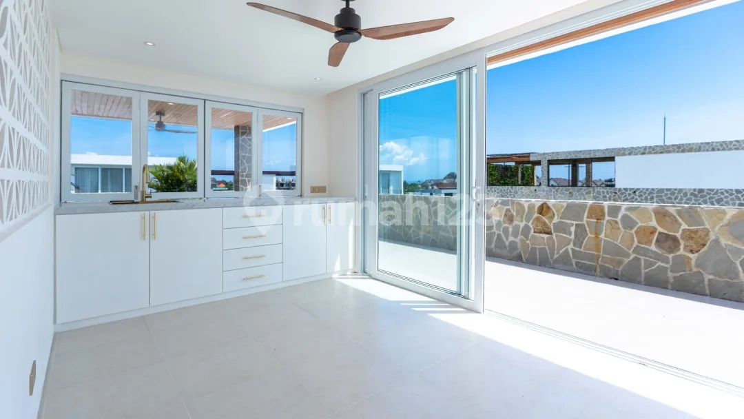 4-Bedroom Villa With Panoramic Views In Cemagi (R-Ce01-4) - Image 3 of 4