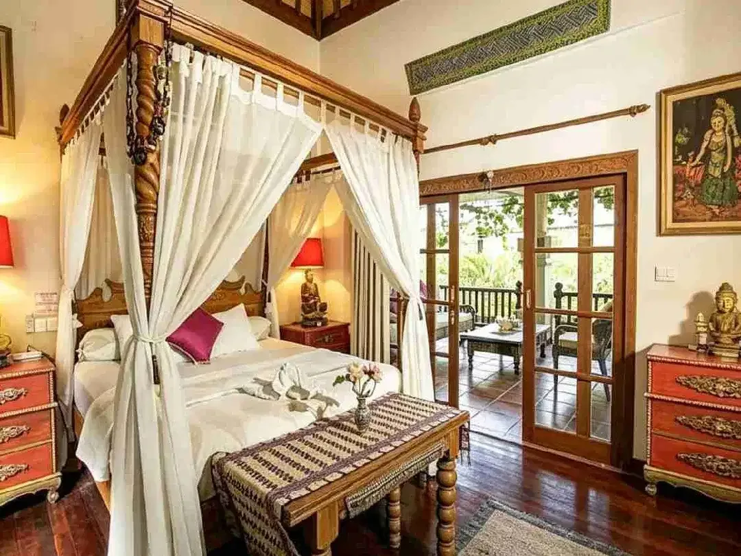 TRADITIONAL TROPICAL VILLA IN SEMINYAK BALI - Image 7 of 10