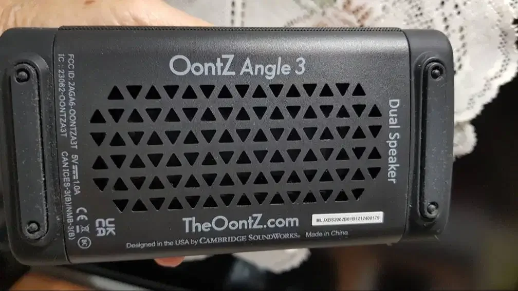 BLUETOOTH SPEAKER OONTZ ANGLE 3 - CAMBRIDGE SoundWorks England - Image 6 of 10