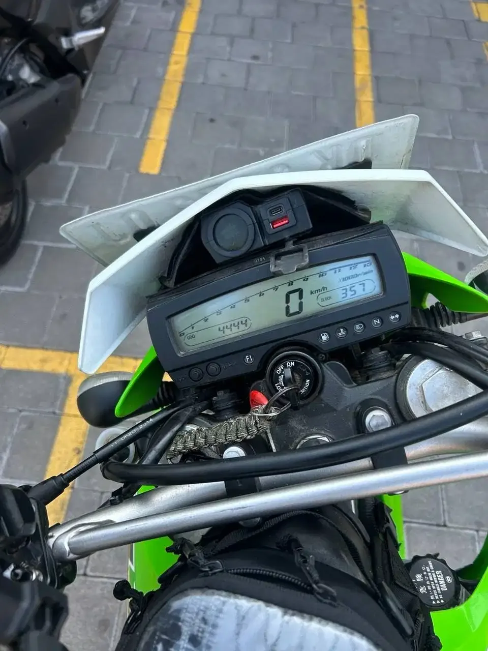 dijual KLX250, beli di 2024, ODO 4450km - Image 10 of 10