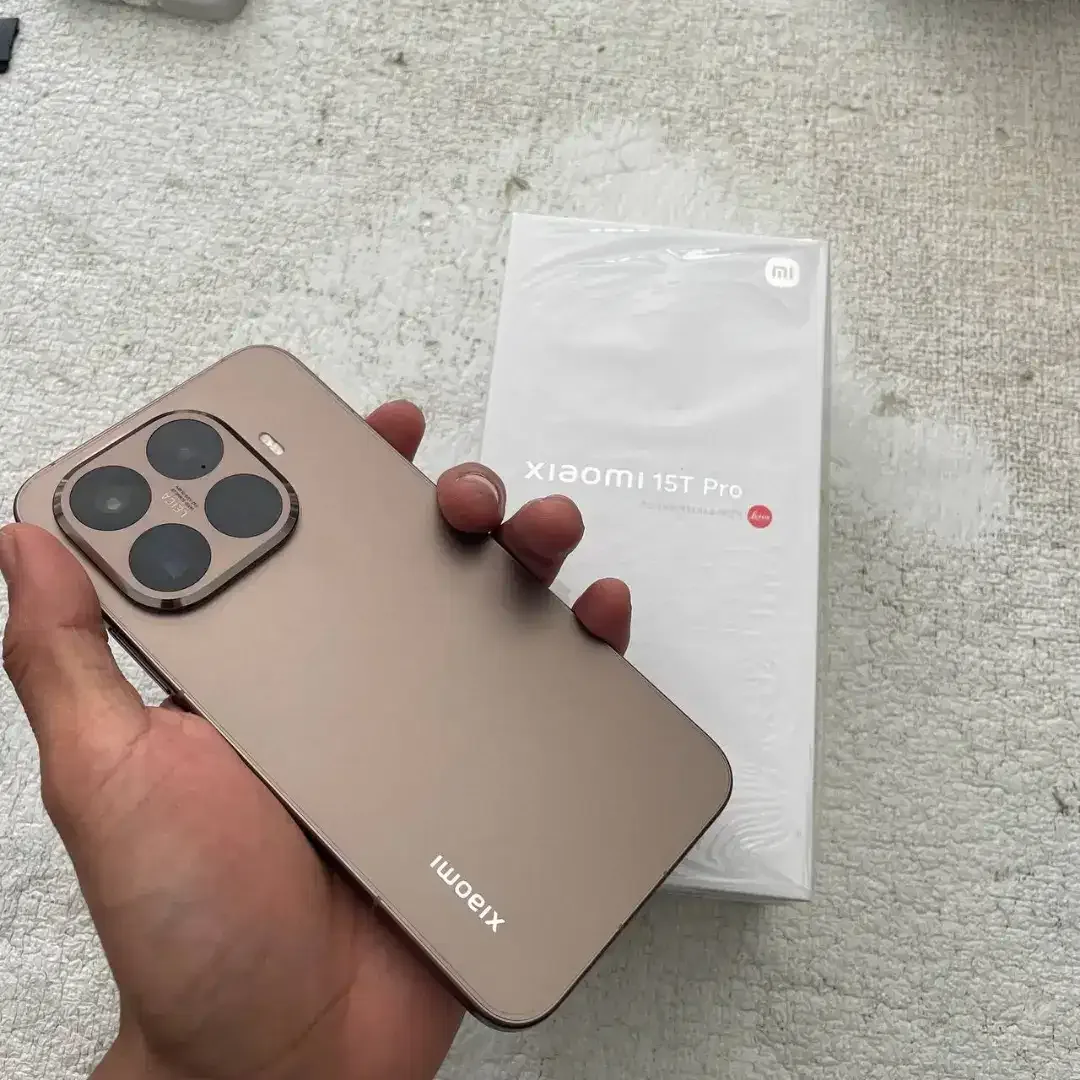 Xiaomi 15T Pro Warna Mocha Gold 12/512GB - Image 4 of 4