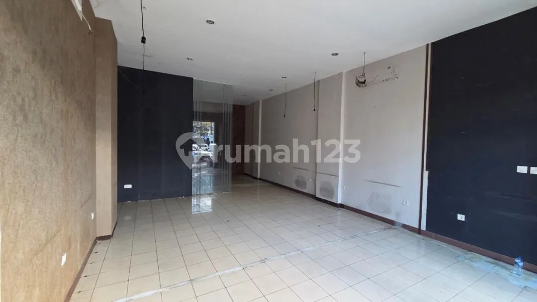 Dijual Ruko 3 Lantai di Dewi Sri Kuta - Image 4 of 4