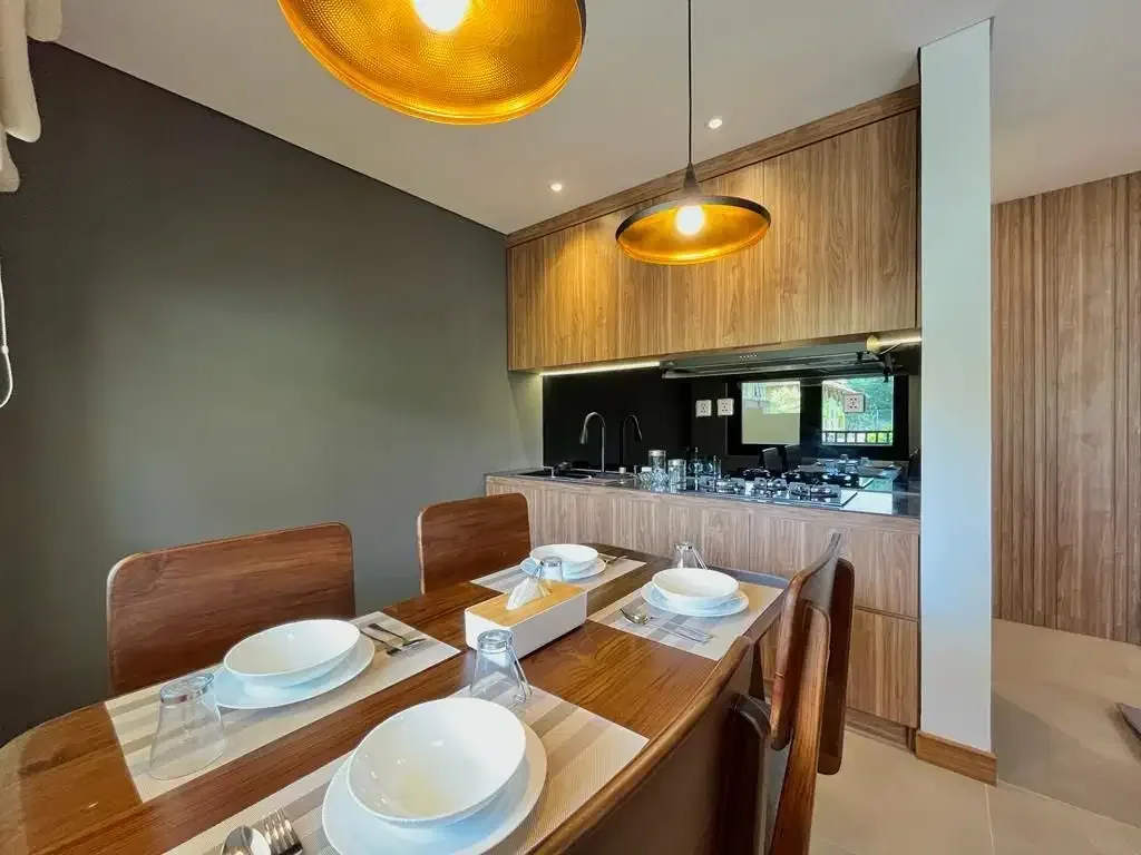 Cozy 1 Bedroom Modern Low-rise Apartment With Private Balcony - Image 10 of 10