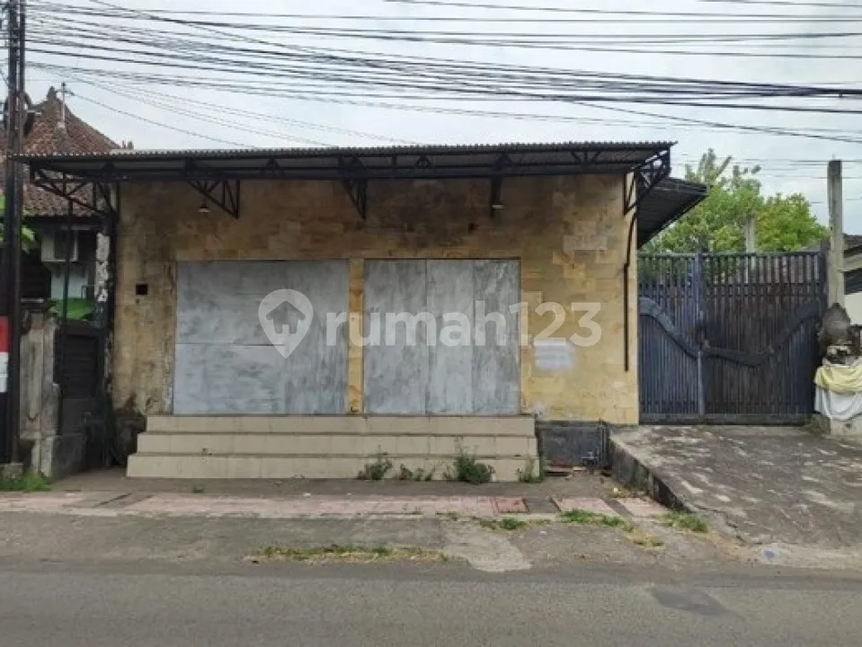 615MÂ² di Jl. Laksamana - Kios + Rumah, Bisnis di Depan, Hidup Nyaman di Belakang! - Image 1 of 4