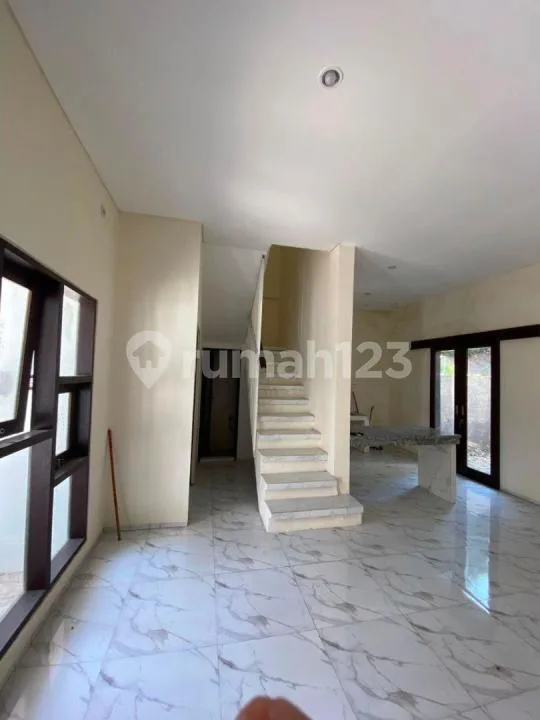 Rumah Jual Lokasi Denpasar Barat - Image 1 of 4