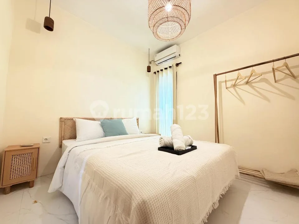 Rumah 4Br Modren Tropis Furnished In Sanur - Image 2 of 4