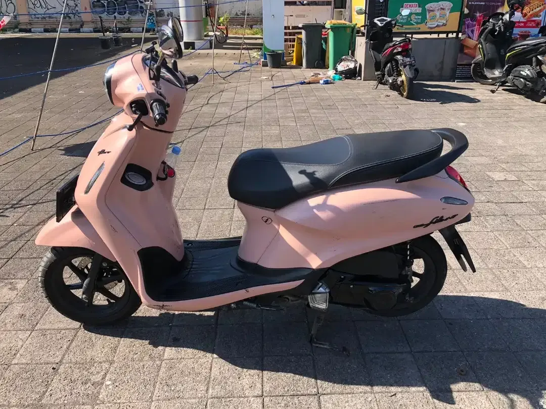 Dijual Motor Yamaha Grand Filano 2024 akhir - Image 1 of 9