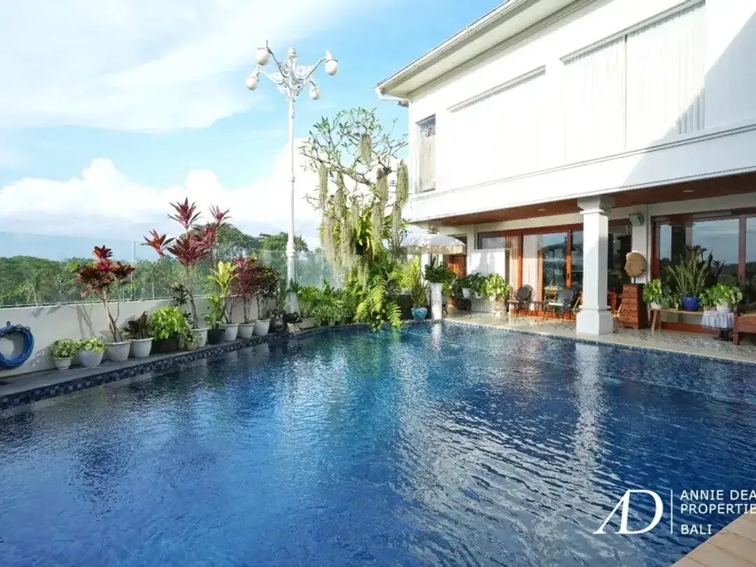 FREEHOLD COLONIAL-STYLE 6-BEDROOM VILLA WITH RICE FIELD VIEW - KABA-KABA - Image 7 of 10