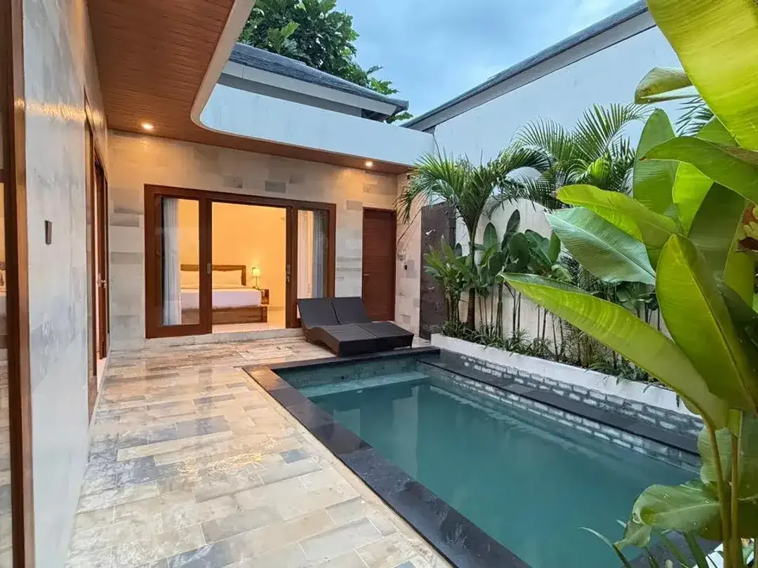 project villa kemenuh ubud jalan besar dan lingkungan villa - Image 9 of 10