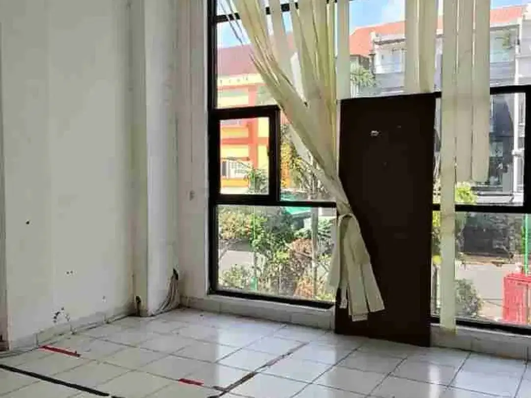 Disewakan Ruko 4 Lantai Jl. Imam Bonjol Denpasar Barat, 8 Ruangan, Rp 165 Juta/Tahun - Image 10 of 10