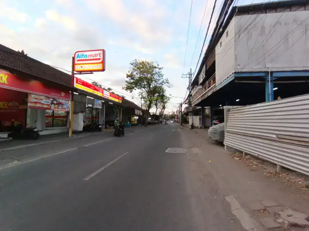 SHOP 5 x 8 DISEWAKAN DI JL RAYA KUBU ANYAR KUTA - PARKIR LUAS - Image 3 of 3