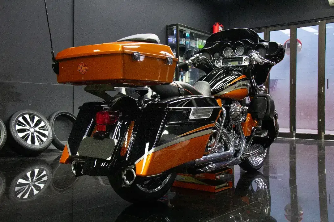 Harley Davidson Street Glide CVO FP Mabua - Image 6 of 8