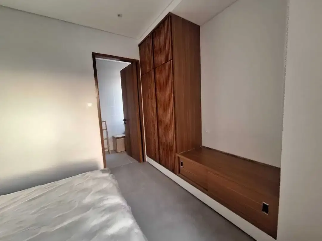 VILLA 2LT FULLYFURNISHED ONE GATE KAWASAN VILLA DI UMALAS - Image 3 of 10