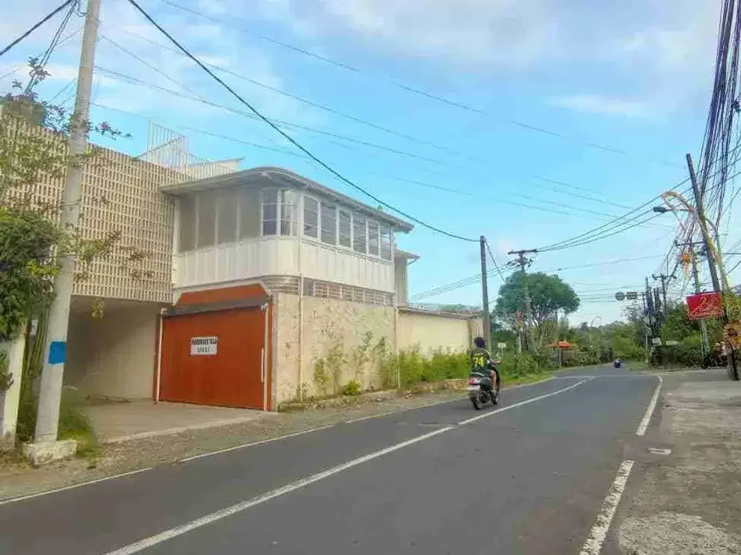 DIJUAL TANAH PREMIUM JALAN UTAMA, GOA GONG, JIMBARAN - Image 7 of 10