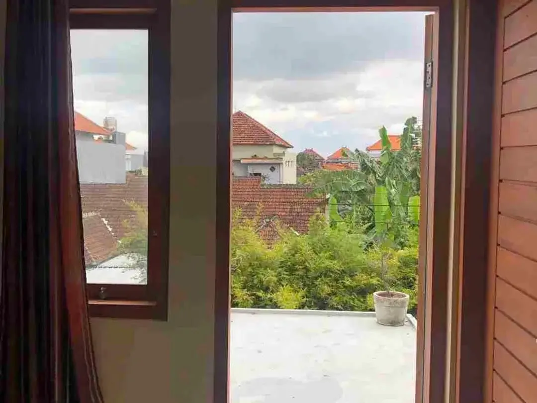 Jual Rumah 2lt dengan Halaman Luas Lokasi perumahan di Pemogan Denpasar Selatan Dekat dengan Bandara.rg - Image 9 of 10