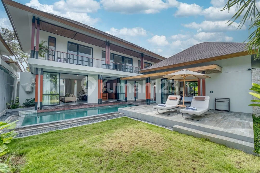 Villa Mewah Siap Huni Jimbaran Hijau dan Private Lokasi Strategis - Image 2 of 4