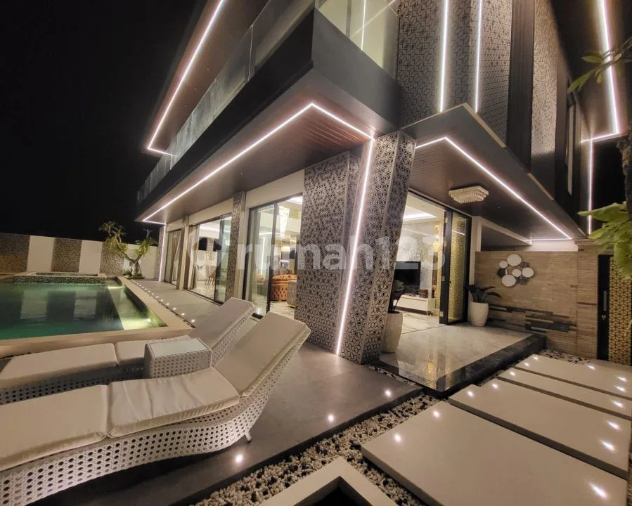 Brand New Luxury Villa With Spectacular Ocean & City View, Pecatu - Image 4 of 4